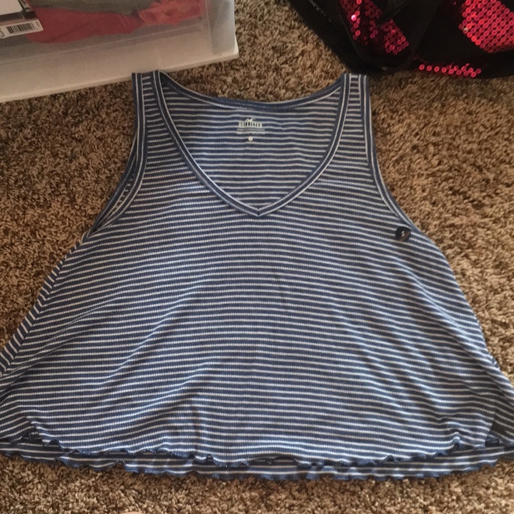 Hollister cropped tank